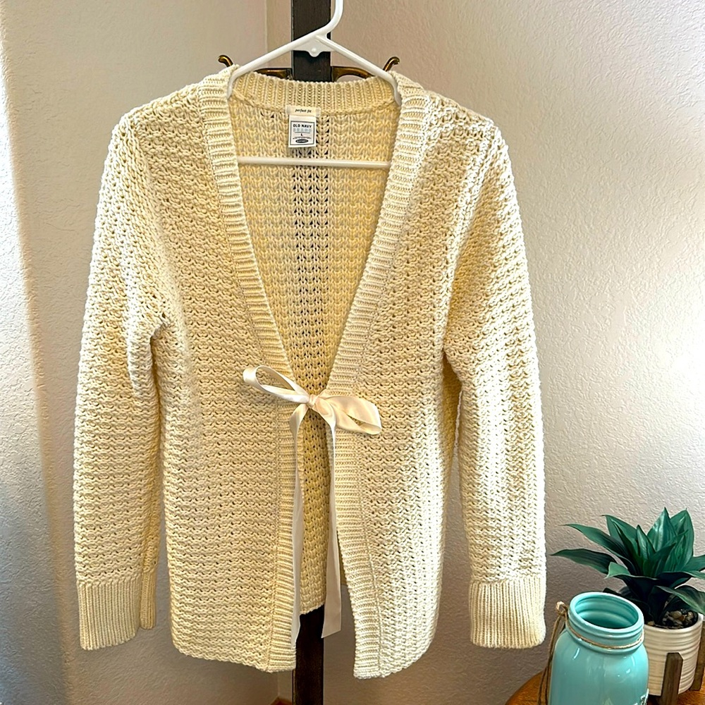 Cream knit Old Navy size L Cardigan satin bow tie at waist